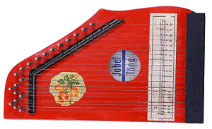 Seldom seen nowadays, this small two-chord version was obviously made for children during the GDR era. Click for bigger photo.