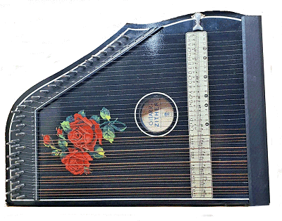 This 'Rosen' zither was probably made by the Hopf family in East Germany soon after the end of World War II.  Click for bigger photo.
